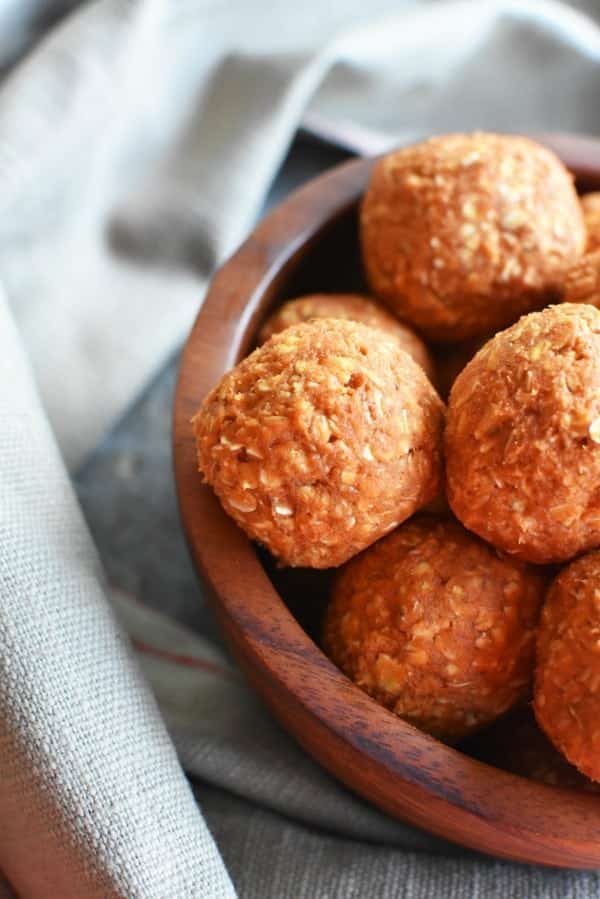 Easy & Healthy Homemade Dog Treats